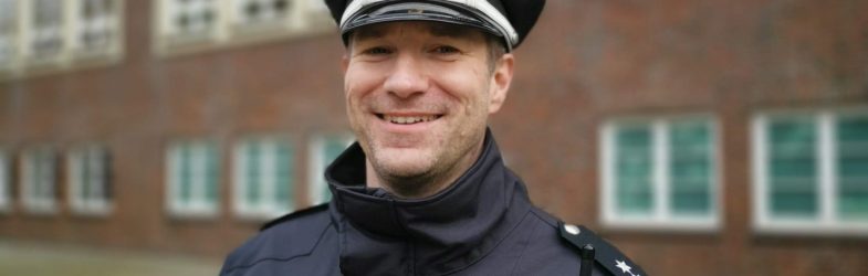 COP 4U